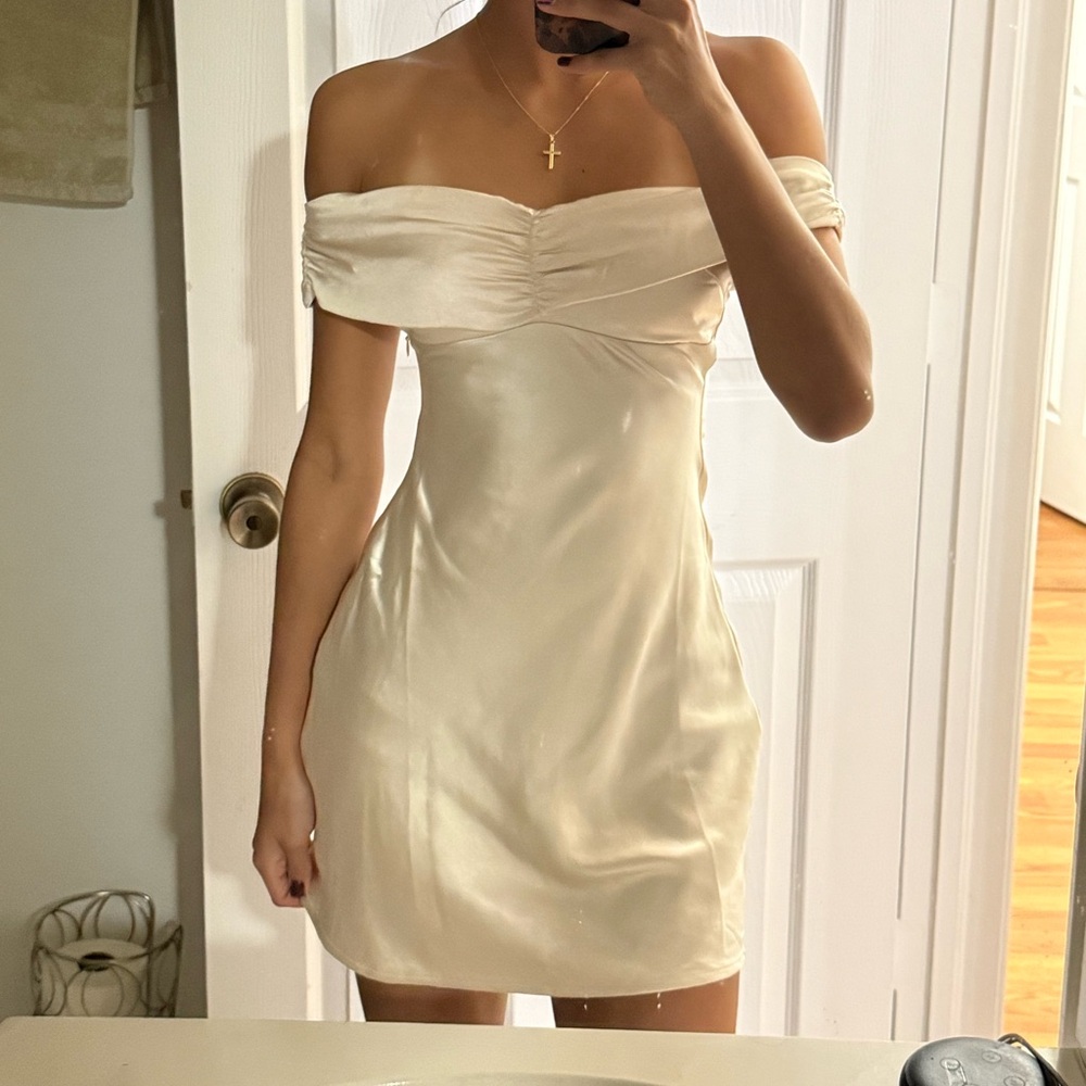 SOLD Princess Polly Sadee mini stain dress off the shoulder size 2